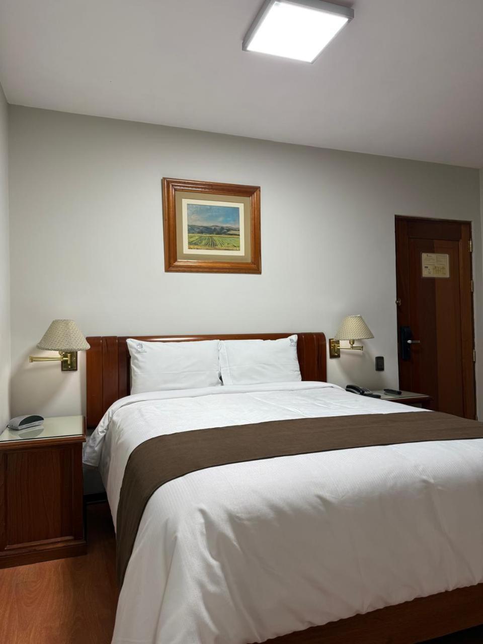 Gran Hotel Continental Cajamarca Buitenkant foto