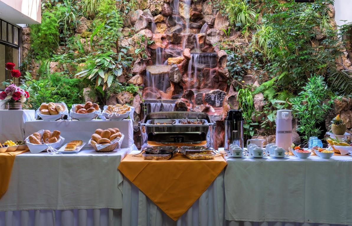 Gran Hotel Continental Cajamarca Buitenkant foto